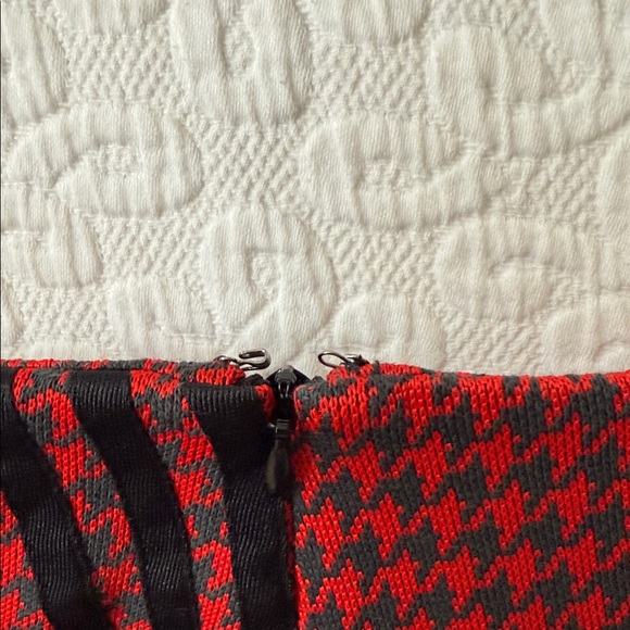 Adidas Women's Red and Black Houndstooth Pencil Skirt - Picture 6 of 6